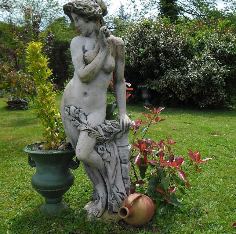 La Chevallerie B&B Isigny-le-Buat Exterior foto